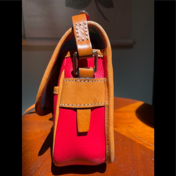 Dooney and Bourke Claremont Field Crossbody bag - Picture 4 of 13